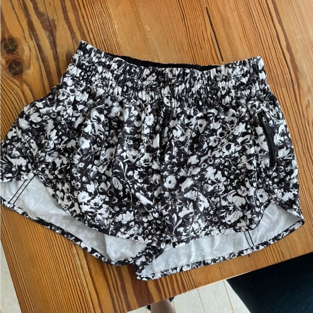 Lululemon Shorts - 10